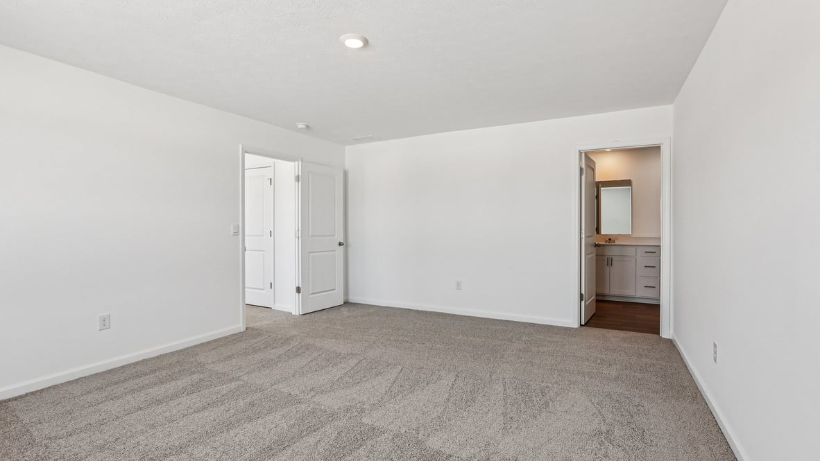primary bedroom with ensuite
