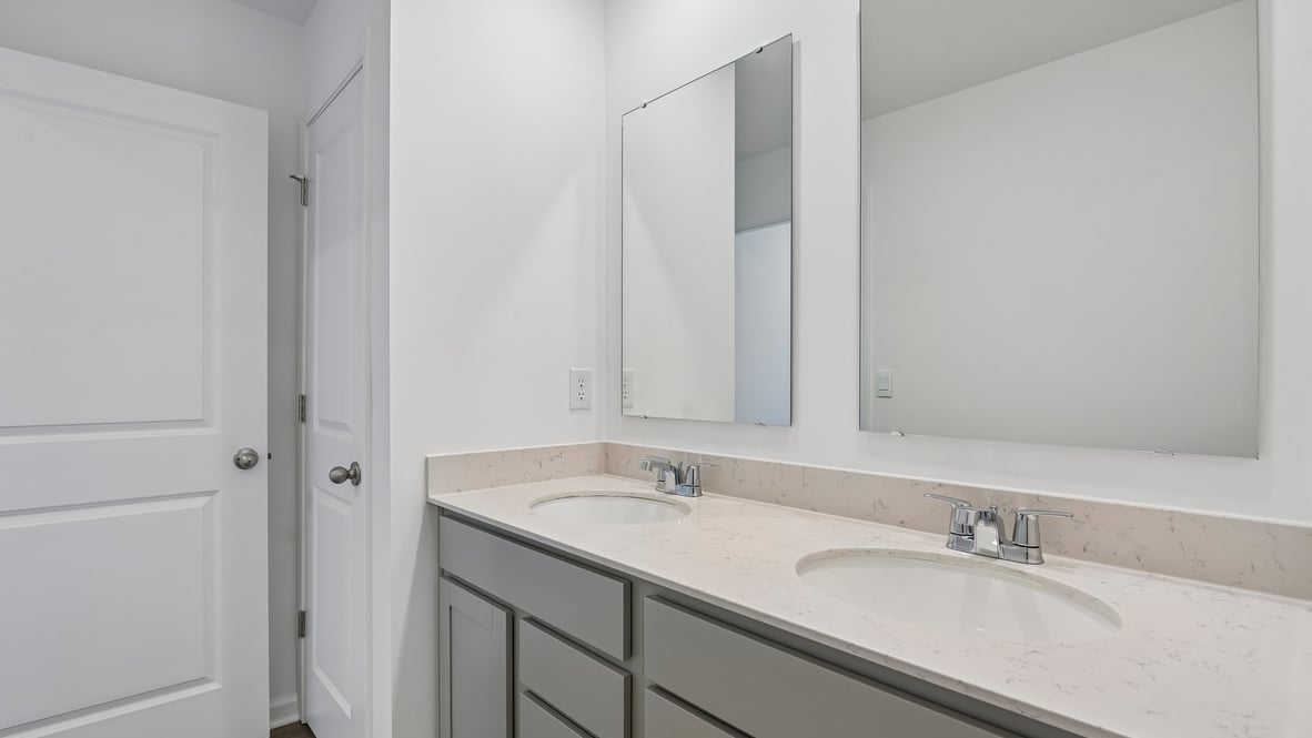 secondary bathroom