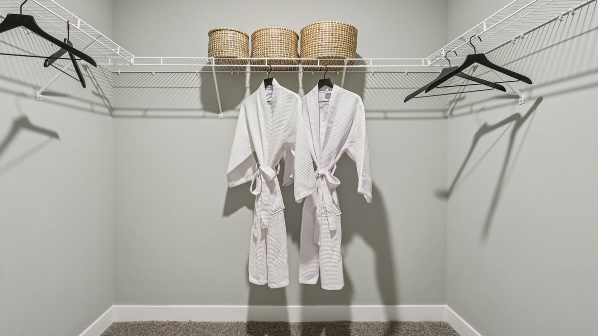 walk-in closet