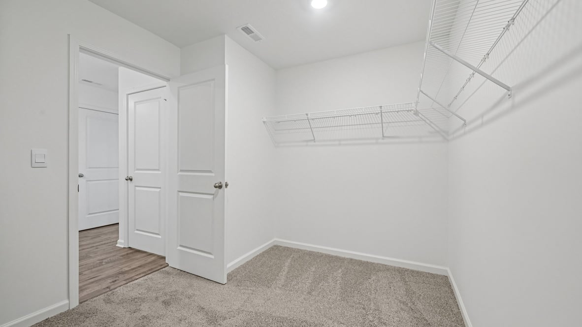 walk-in closet
