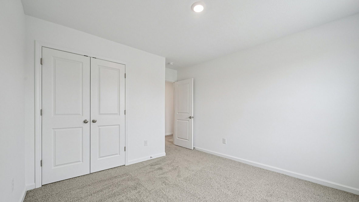 bedroom with spacious closet