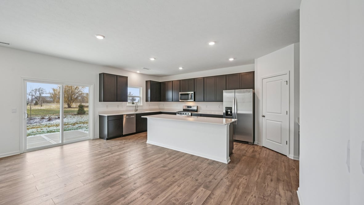 dining nook in between kitchen and great room
