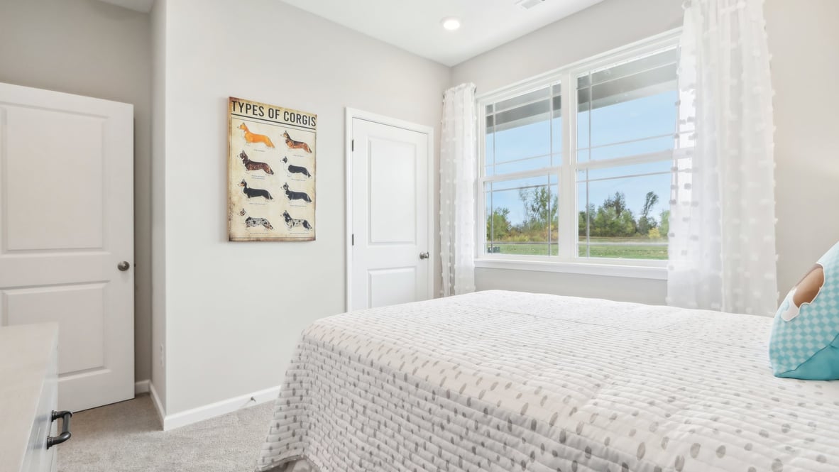 bedroom with spacious closet