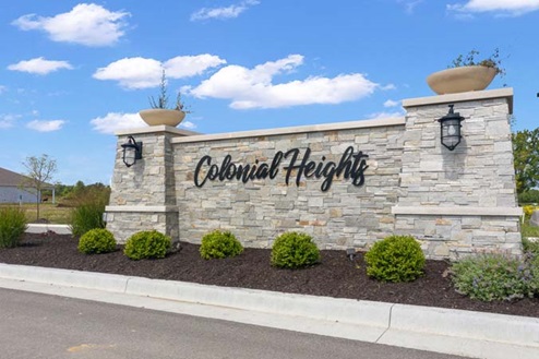Colonial Heights Community Monument
