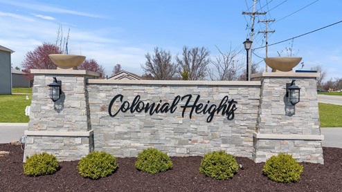 Colonial Heights Community Monument