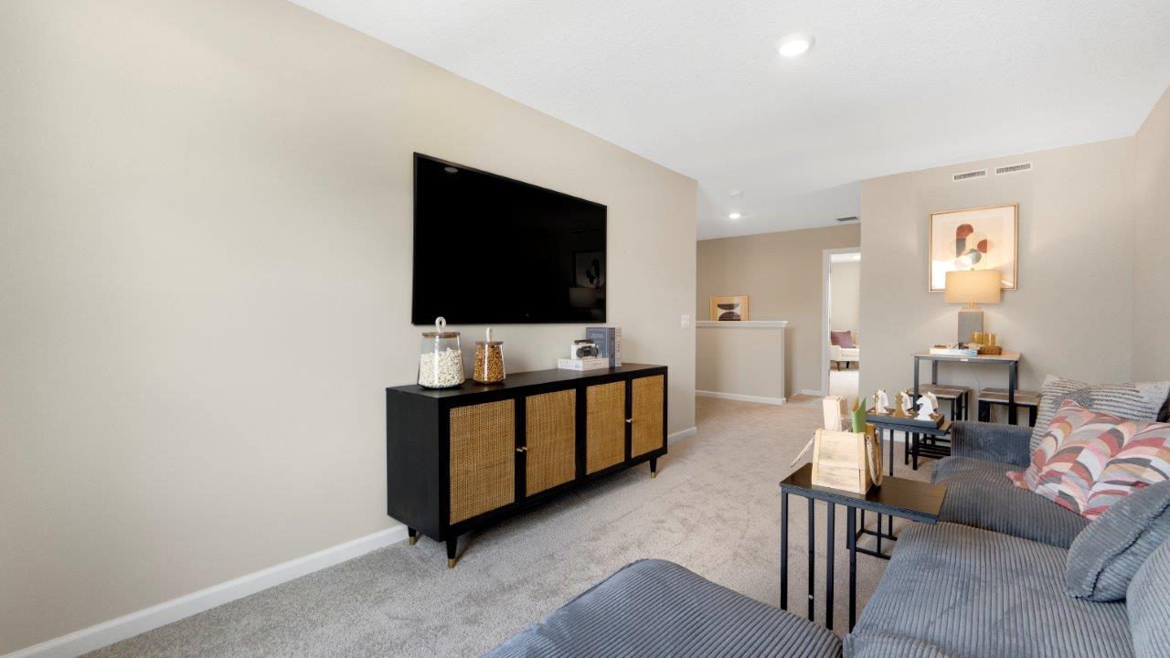 henley second floor living room