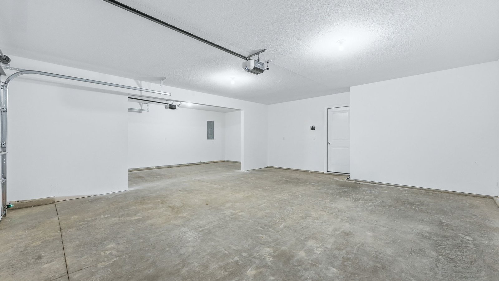 finished 3 car garage interior