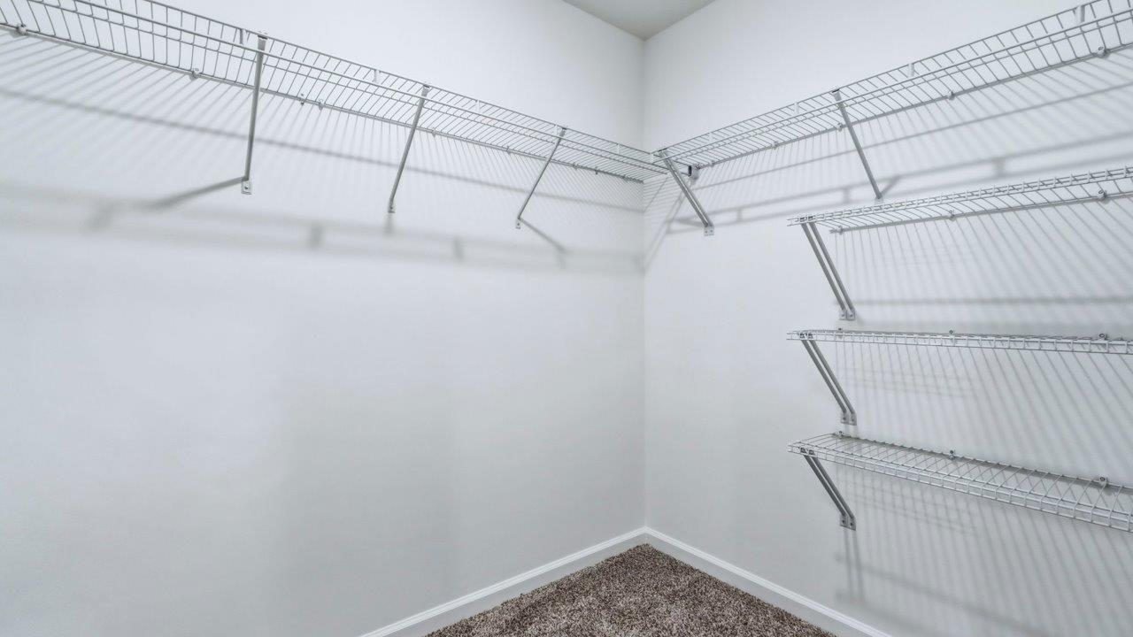 pine primary ensuite closet