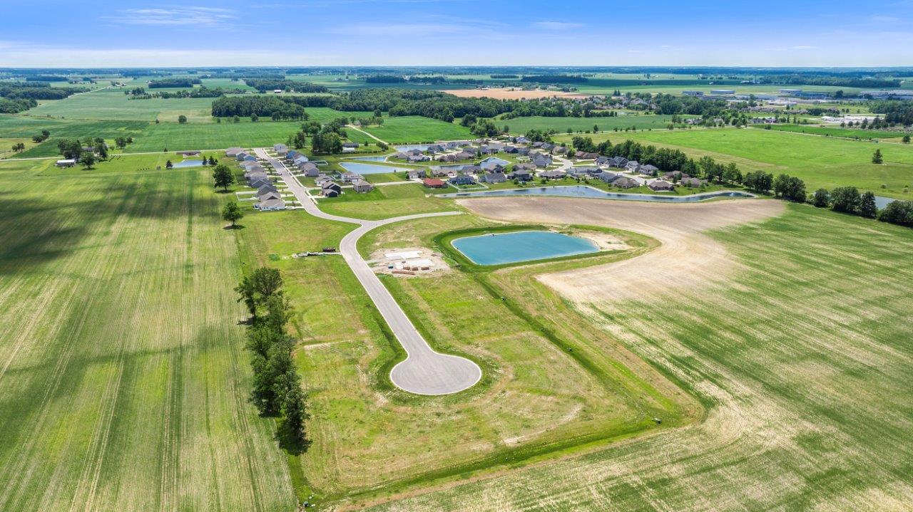 crosswind lakes community overview
