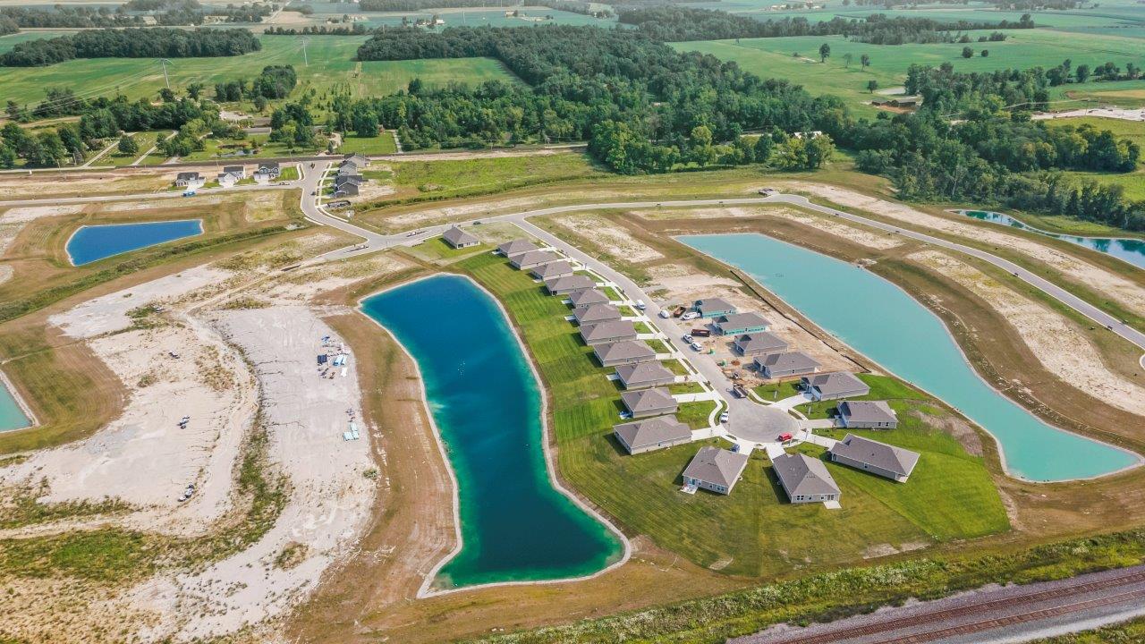 Estates at Signal Ridge overview with multiple ponds
