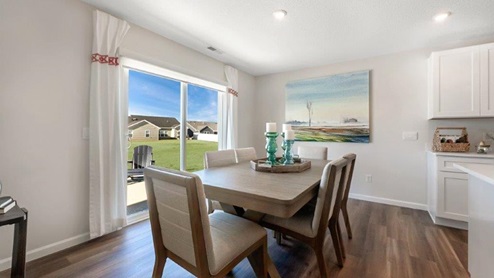 Farmstead at Carroll Creek Model dining room