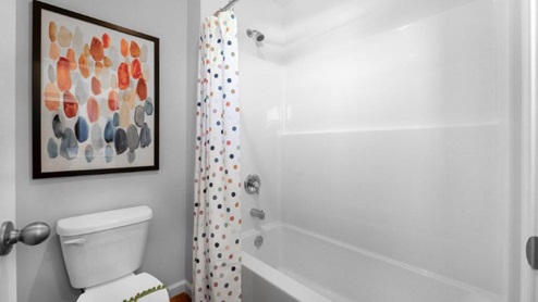 Farmstead at Carroll Creek Model bathroom with tub shower