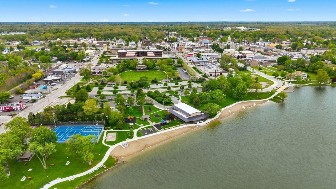warsaw indiana city overview