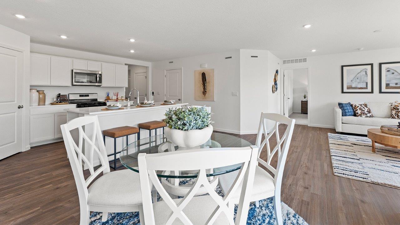 Greenbrier Chatham Model Dining Room