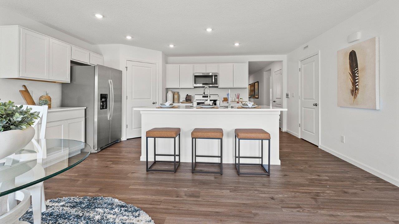 Greenbrier Chatham Model Kitchen