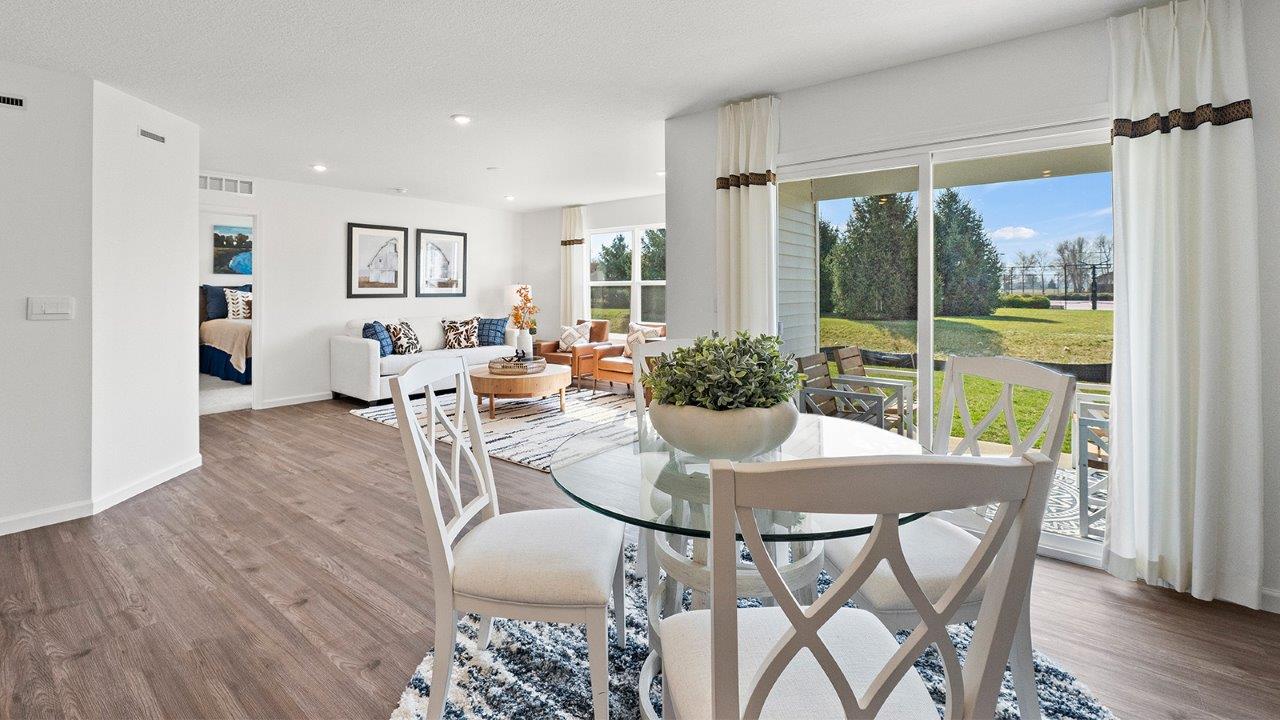 Greenbrier Chatham Model Dining Room