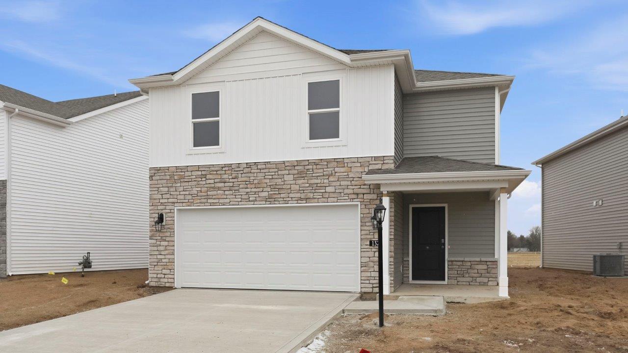 parlor bluffs pine plan exterior