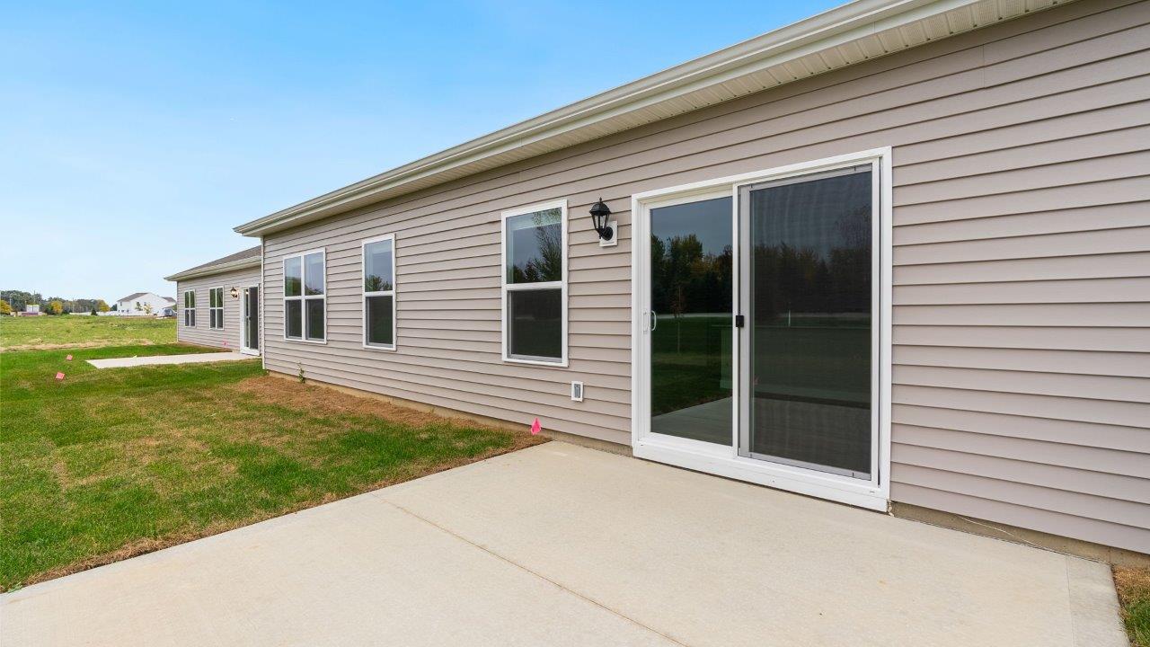 riverwalk villas harmony b3 patio and backyard