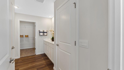 Livingston Lakes paired villas model main bedroom ensuite bathroom