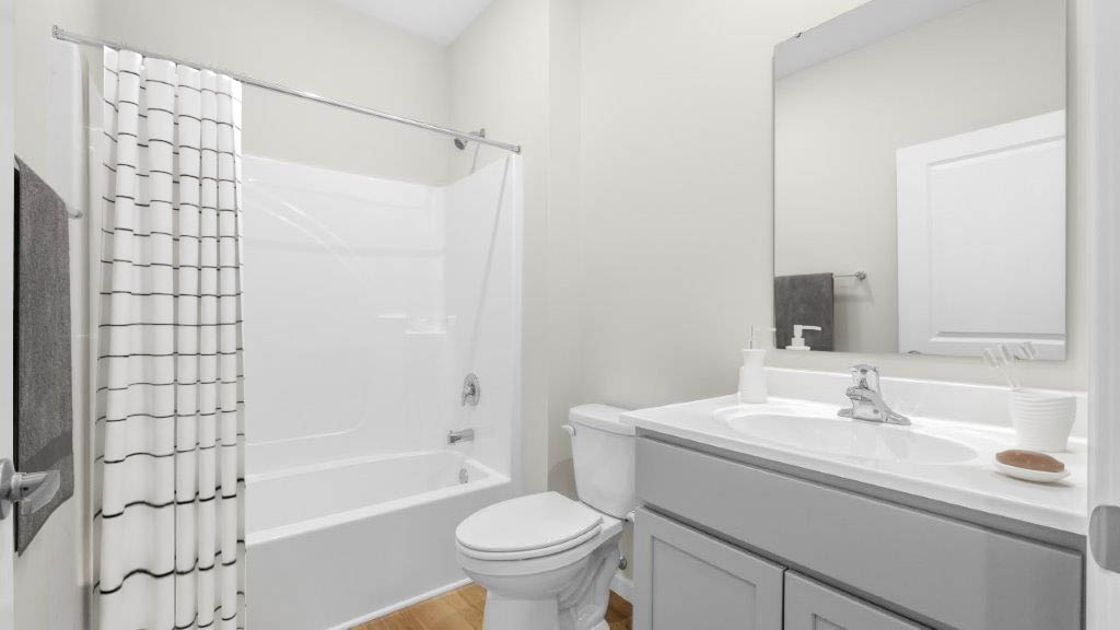 kennebec erie furnished full bathroom 2