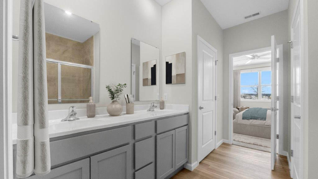 kennebec erie furnished primary ensuite bathroom