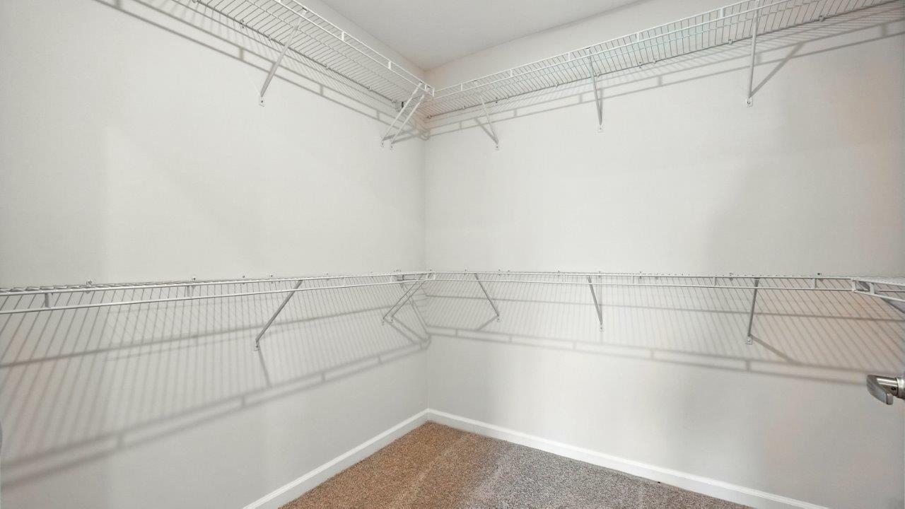hardin primary ensuite walk-in closet