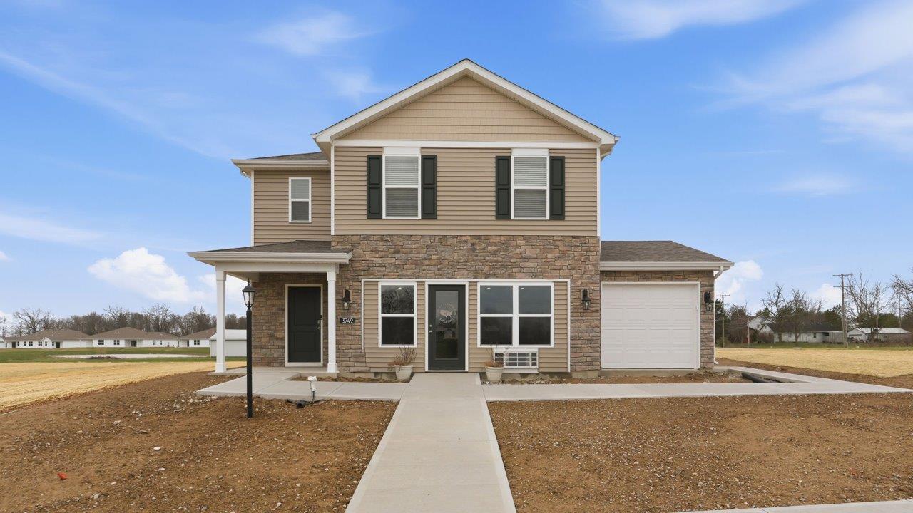 Thunderhawk Elm model home exterior