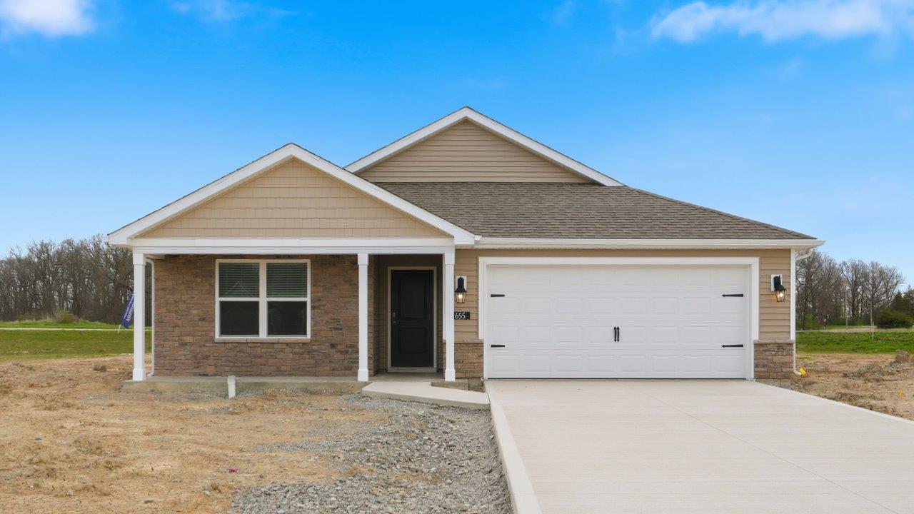 parlor bluffs chatham - spacious cul-de-sac homesite with dual covered porches