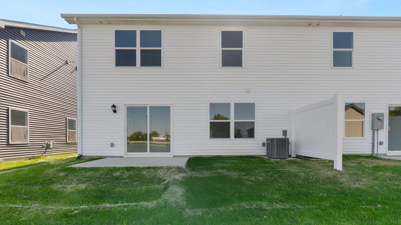 whispering pines portsmouth exterior with concrete patio