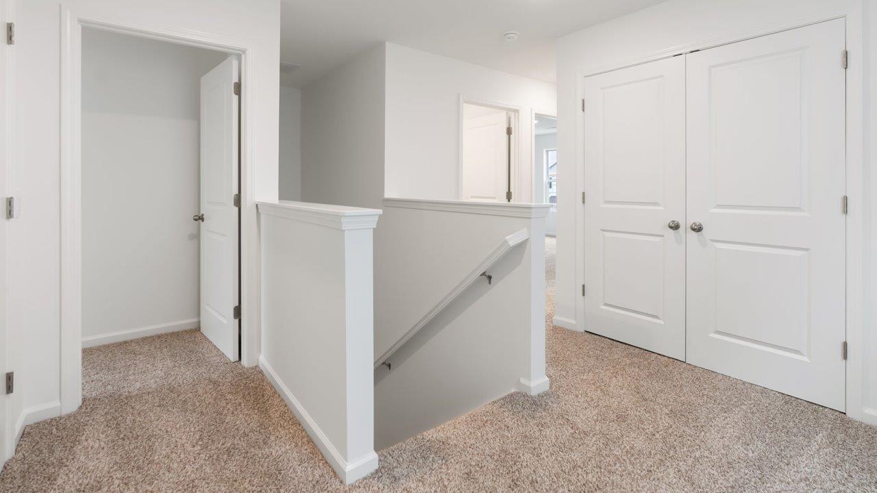 whispering pines portsmouth staircase landing second floor