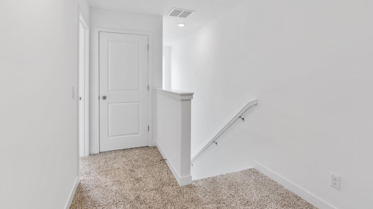 whispering pines pearson - staircase