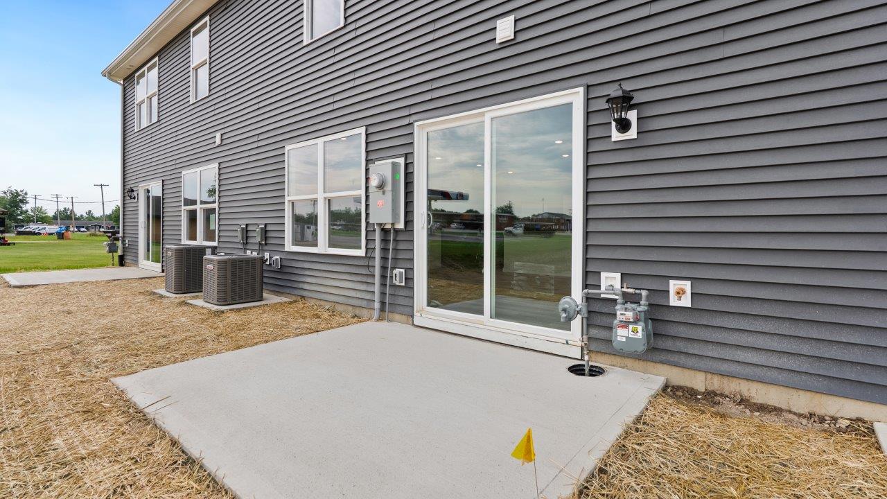 pearson rear exterior with concrete patio