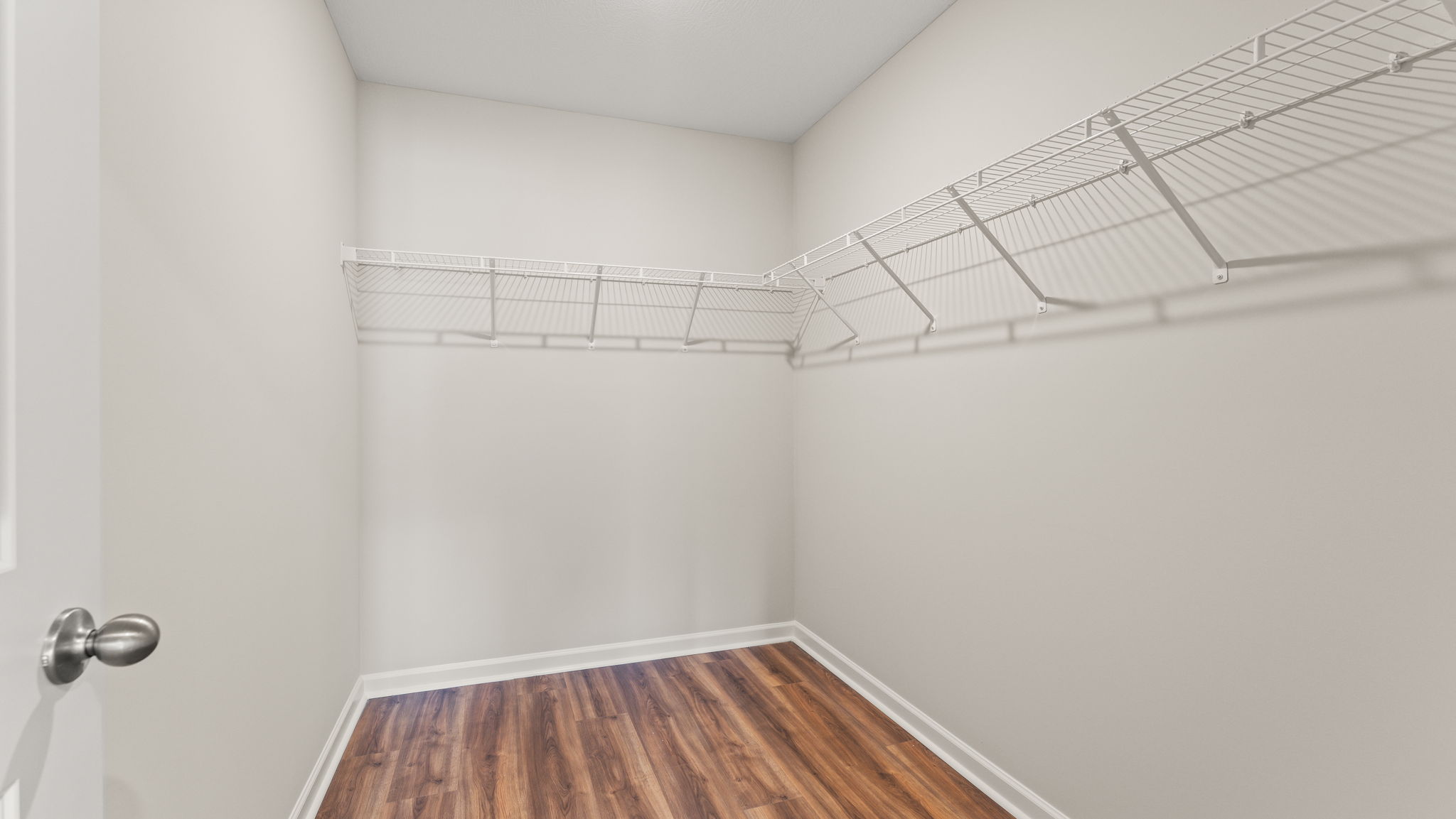 Laundry area shelving