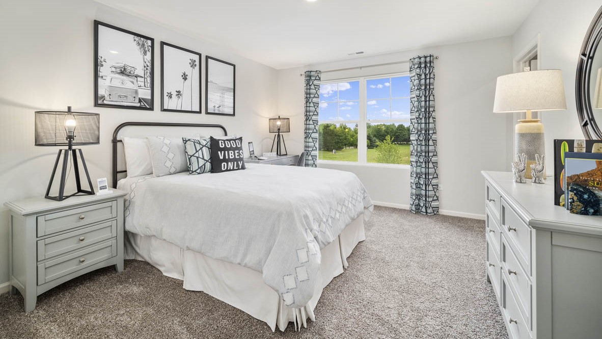 Henley_Express_Wenger_village