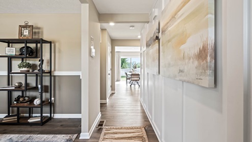 122_Ashburn_Woods_New_Richmond_OH_Model_photos_hallway