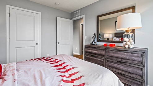 122_Ashburn_Woods_New_Richmond_OH_Model_photos_bedroom