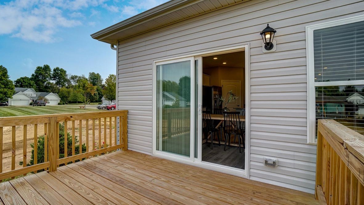 Harmony_New_Richmong_Ashburn_Woods_patio