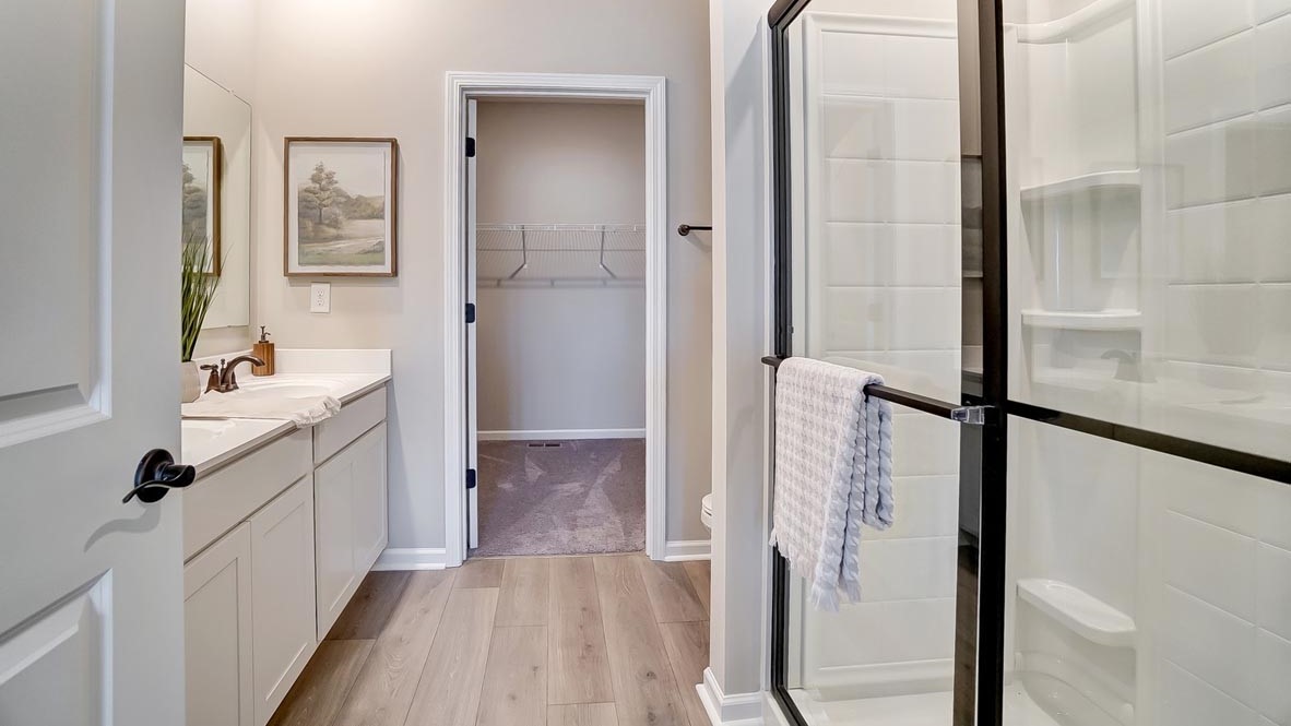 Harmony_New_Richmong_Ashburn_Woods_bathroom