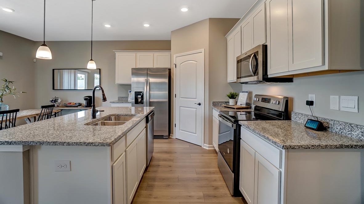 Harmony_New_Richmong_Ashburn_Woods_kitchen