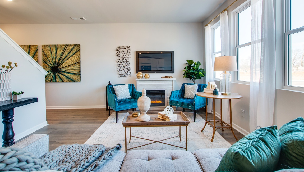 Edmond_floorplan_DRHorton_Wilmington_OH_New_Home_Creekview_livingroom