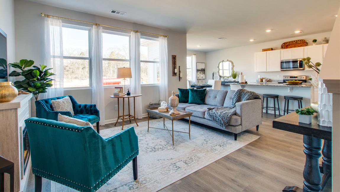 Edmond_floorplan_DRHorton_Wilmington_OH_New_Home_Creekview_livingroom