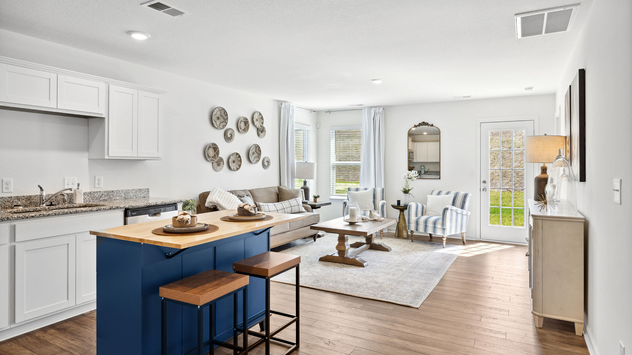 Kitchen and dining area