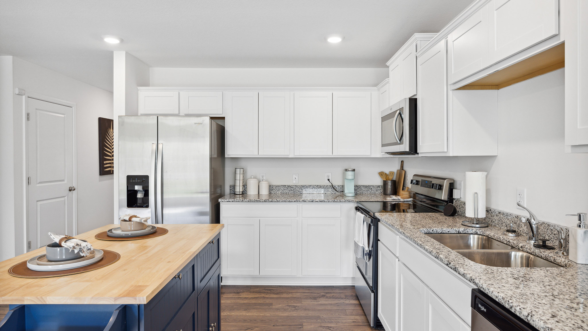 Side view of kitchen