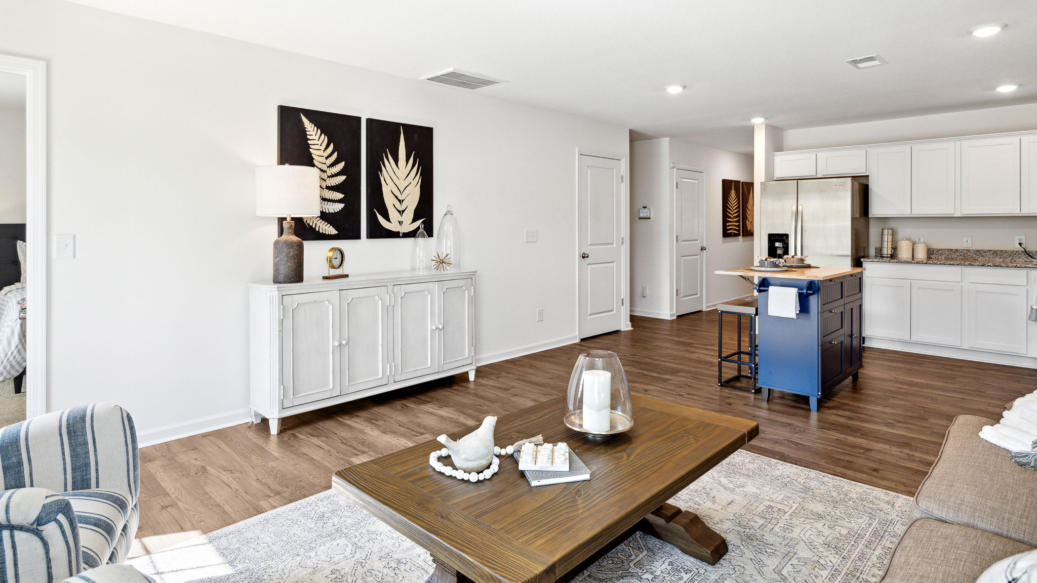 Full living room
