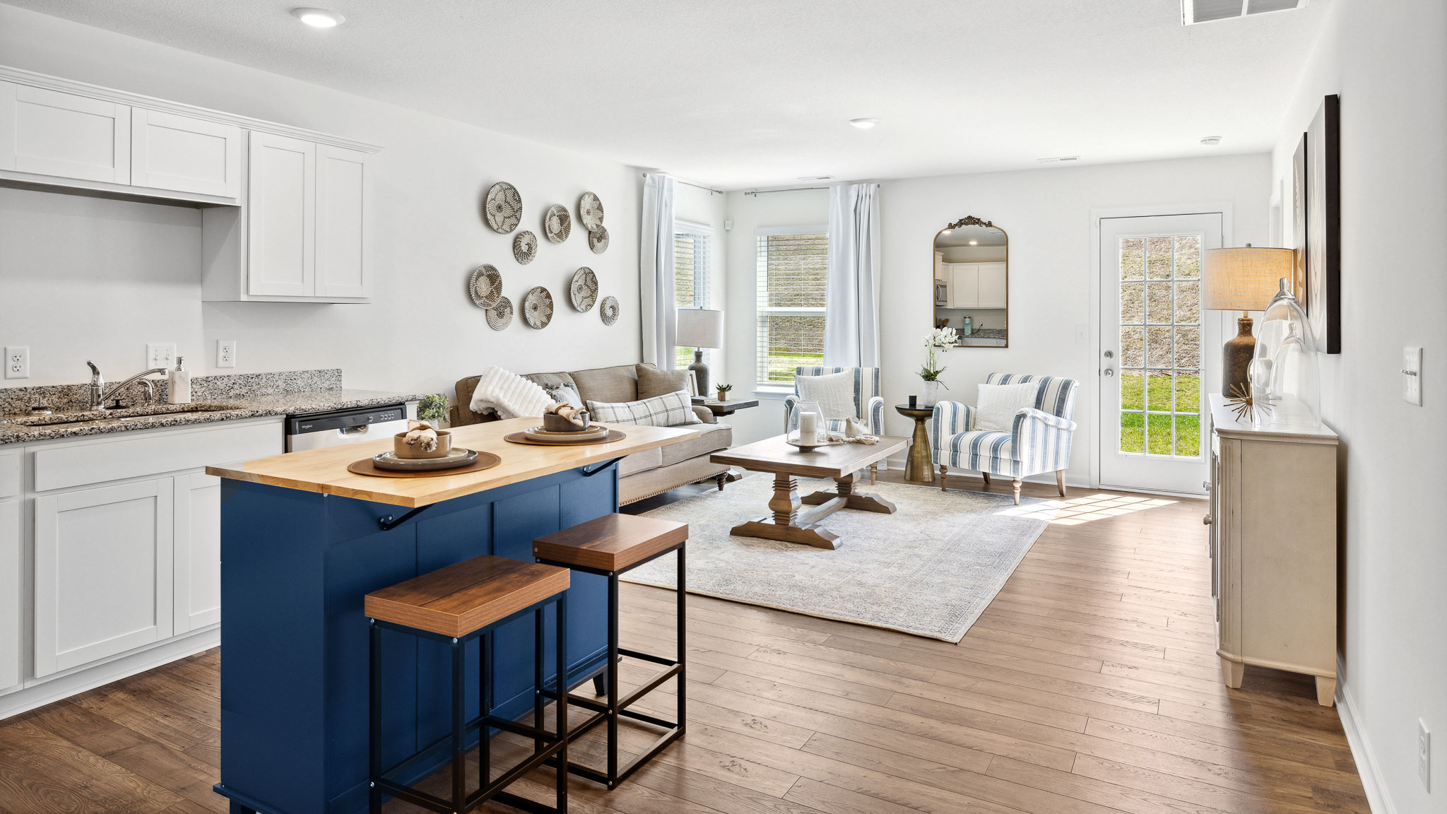 Kitchen and dining area