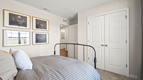 bedroom with closet