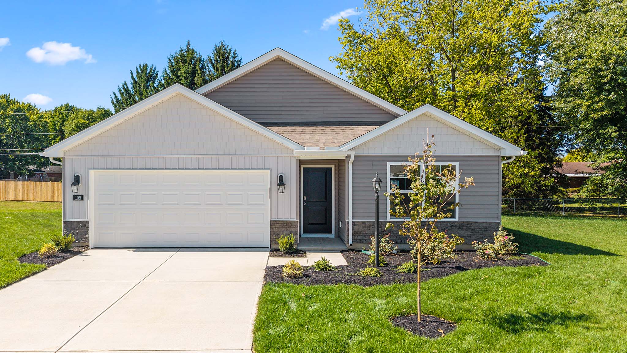 109 Martha Ct exterior