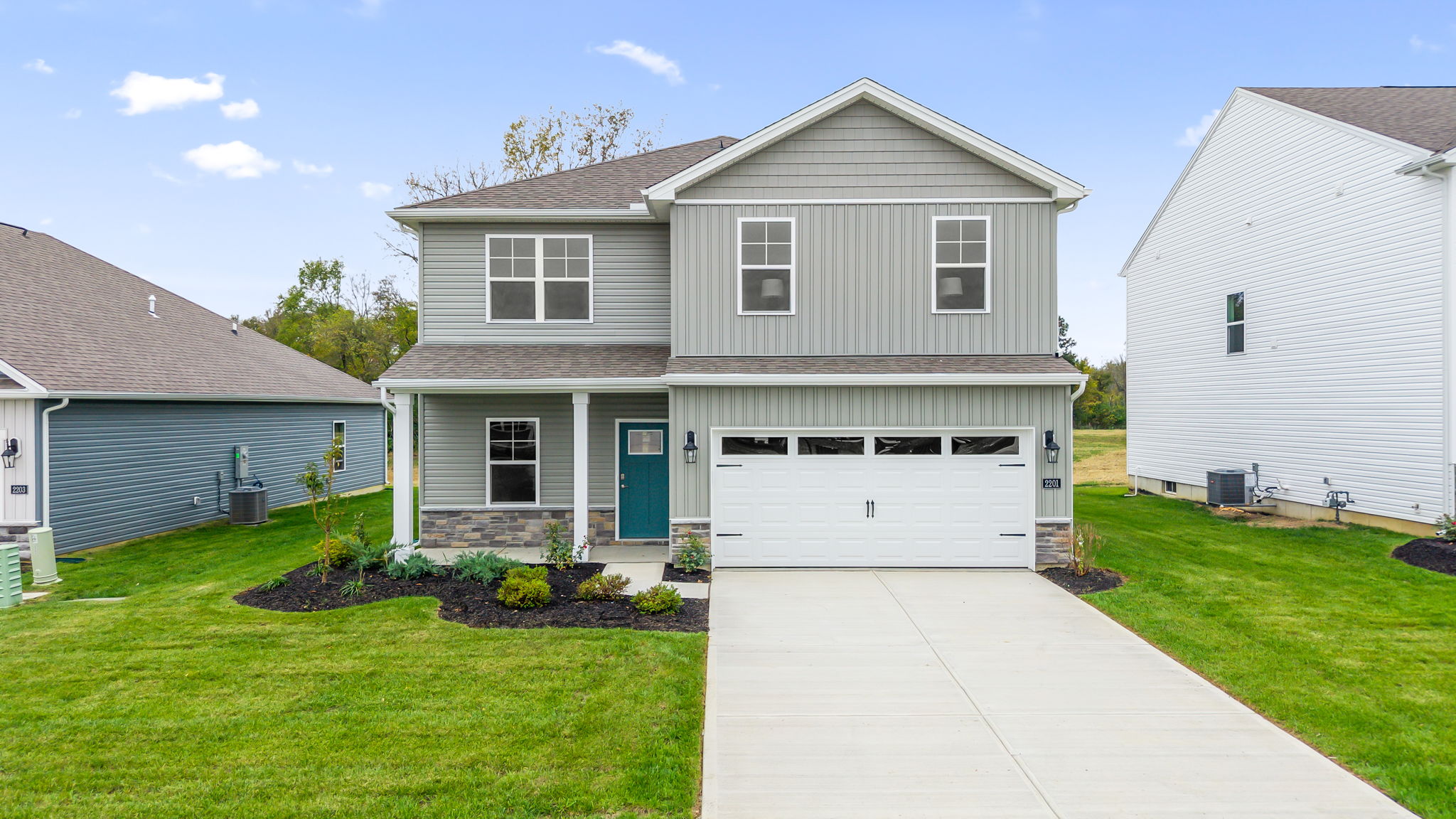 2201 Hackberry St exterior