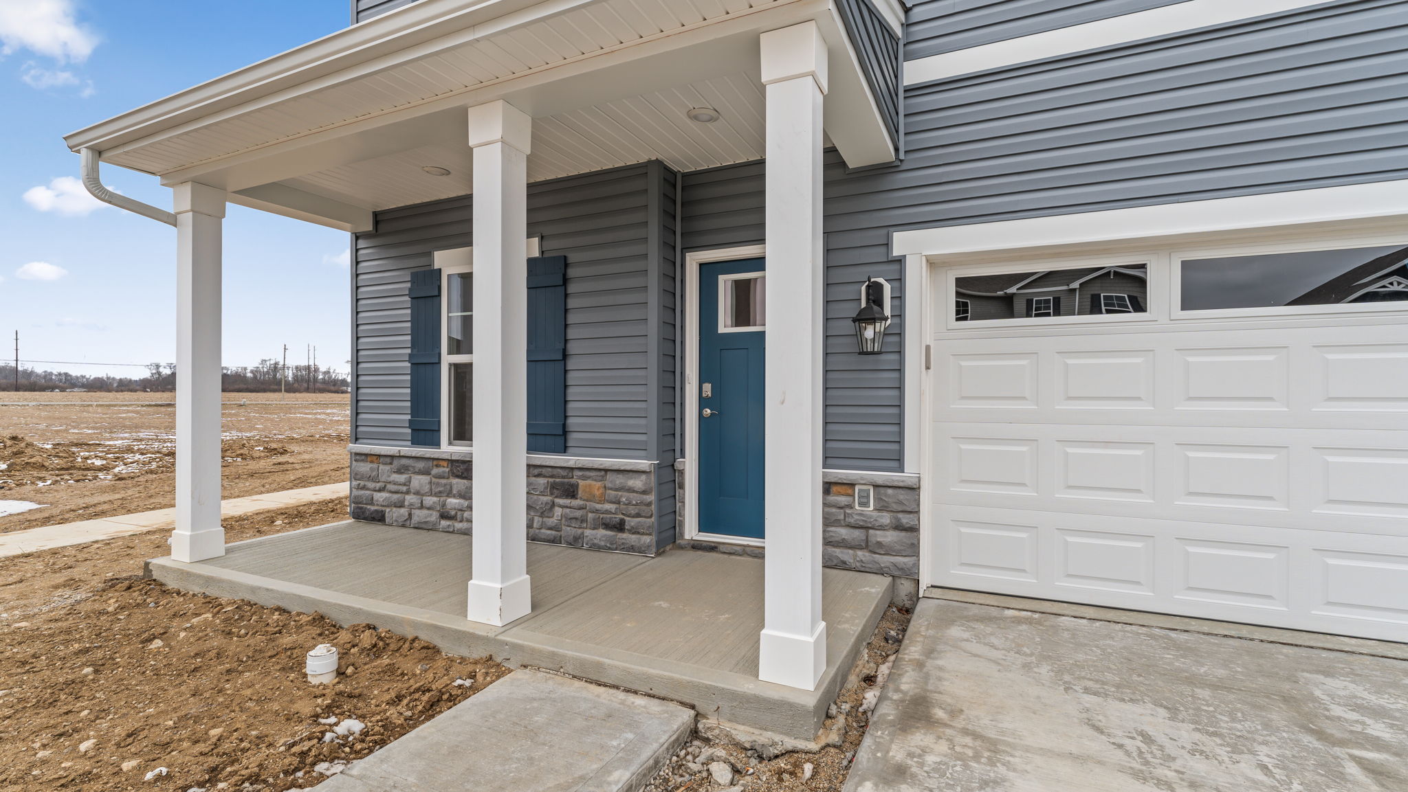 Closeup of front porch for 2215 Hackberry Street