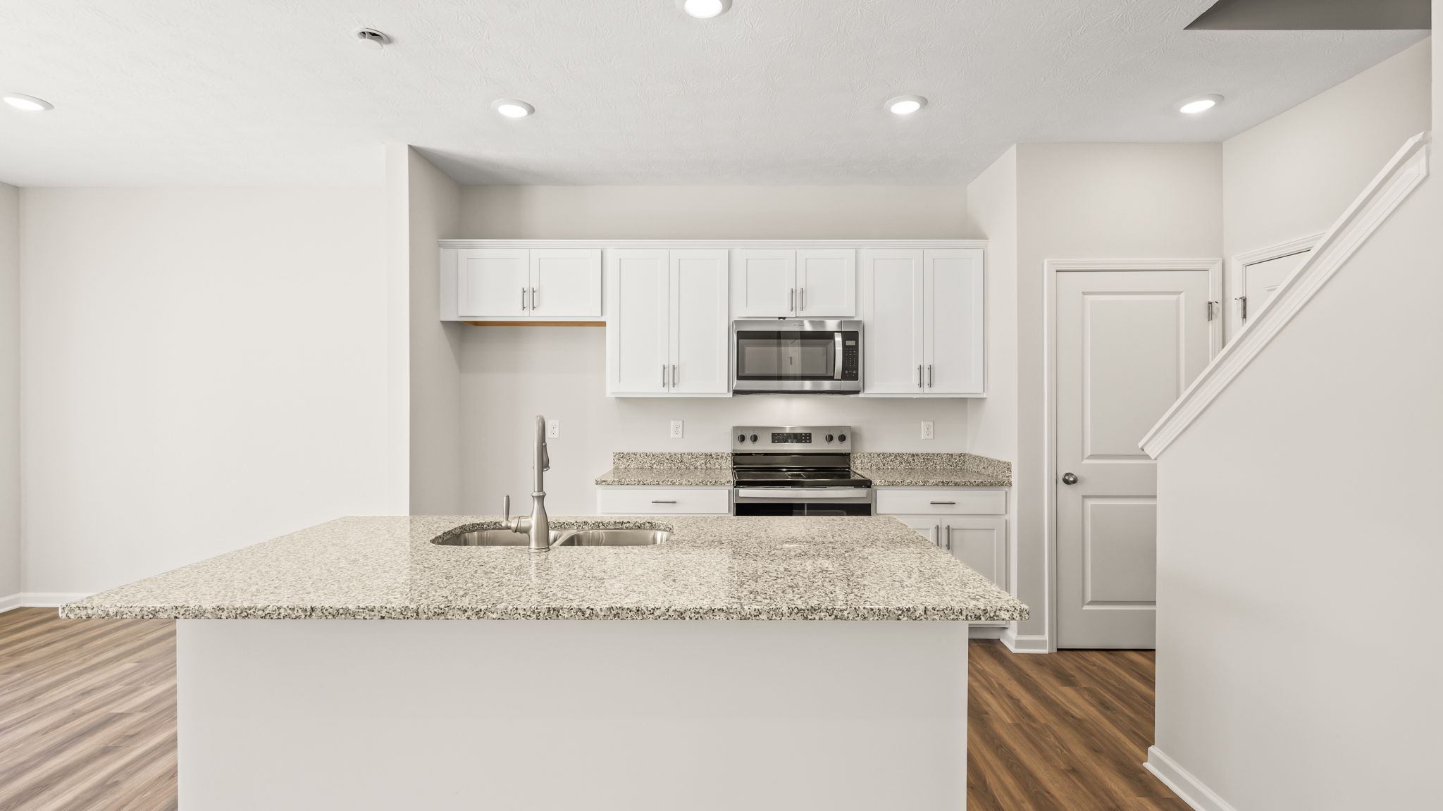 4036 Willow Grove Dr exterior